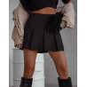 Short femme plissée très tendance,