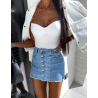 Short en jean femme avec une matière Stretch et confortable.