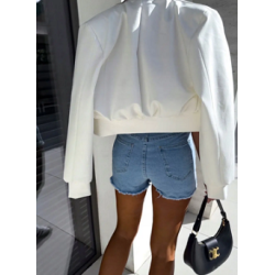 Short en jean femme avec une matière Stretch et confortable.