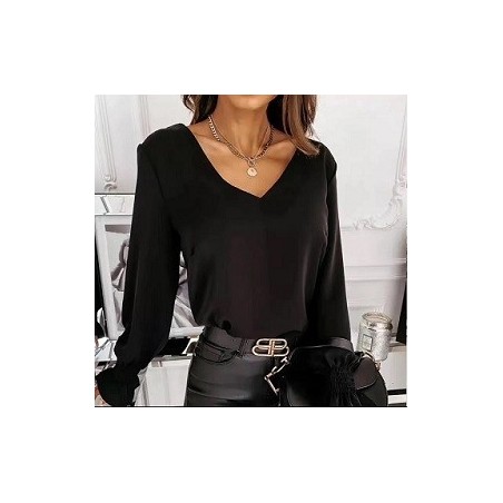 Top blouse manche longue dos nu dentelle.