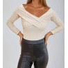Body à col V décollecte avec empiècements croisé effet bardot.