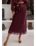 Jupe satin avec dentelle