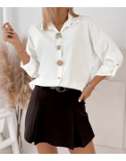 Chemise avec broches